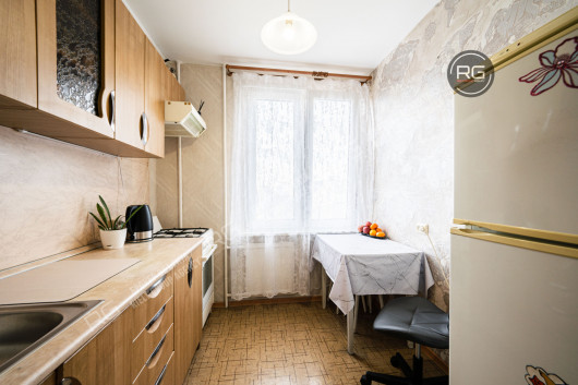 Зеленый район, пешком от метро, 42 м², Санкт-Петербург, Кировский район, Народного Ополчения пр-кт., д.139, литер А